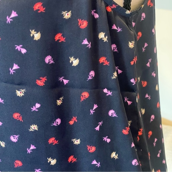 Ann Taylor Top Floral "Silky" Polyester Halter Bow Top Navy Blue NWT Sz M $74 - Picture 5 of 11